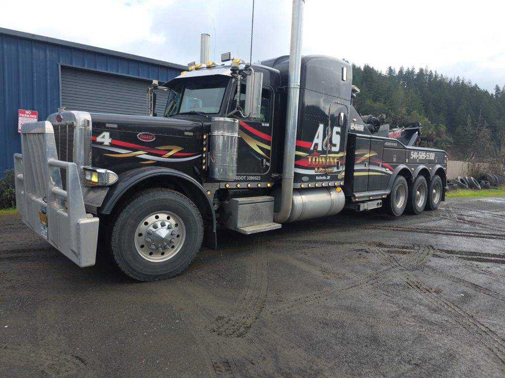 A&S Towing truck recovery